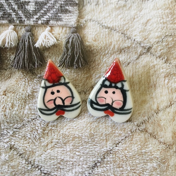 Vintage 90's Porcelain Santa Stud Earrings - Picture 1 of 6